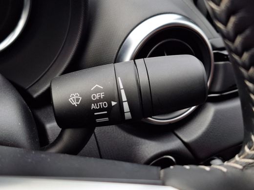 Mazda MX-5 1.5 SkyActiv-G 132 Kazari | Cruise Control | Navigatie | PDC | Camera | Lichtmetaal | Keyless Ent... ActivLease financial lease