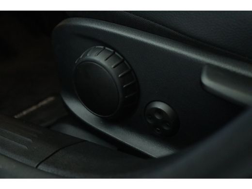 Mercedes-Benz A-Klasse 250 e AMG Line | Nightpakket | Stoelverwarming | Burmester | Navigatie | Carplay | PDC | ActivLease financial lease