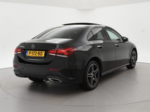 Mercedes-Benz A-Klasse 250e 218 PK SEDAN + PANORAMA | SFEERVERLICHTING | APPLE CARPLAY | MEMORY | STOELVERWARMING ActivLease financial lease