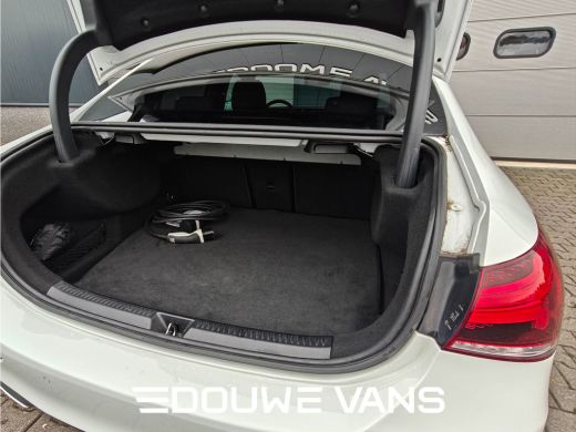 Mercedes-Benz A-Klasse 250e Sedan AMG Panorama Memory Night Pakket Ambienteverlich. Multibeam LED VOL ActivLease financial lease
