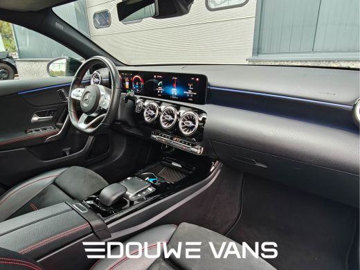Mercedes-Benz A-Klasse 250e Sedan AMG Panorama Memory Night Pakket Ambienteverlich. Multibeam LED VOL ActivLease financial lease