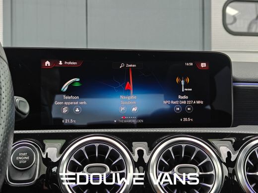 Mercedes-Benz A-Klasse 250e Sedan AMG Panorama Memory Night Pakket Ambienteverlich. Multibeam LED VOL ActivLease financial lease