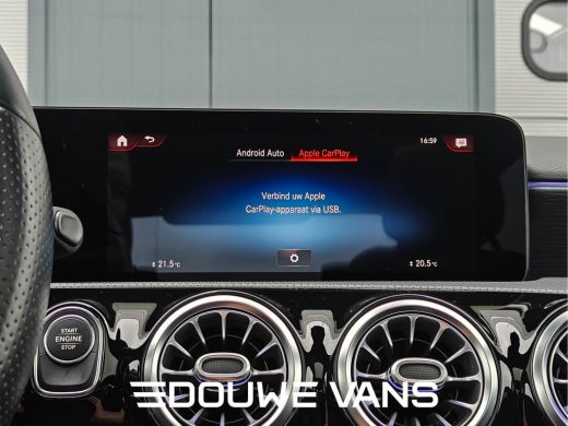 Mercedes-Benz A-Klasse 250e Sedan AMG Panorama Memory Night Pakket Ambienteverlich. Multibeam LED VOL ActivLease financial lease