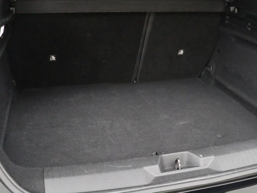 Opel Astra 1.6 Hybrid Business Edition | SOH 96% | Adaptive cruise | Navigatie | Camera | Full LED | Stuurve... ActivLease financial lease