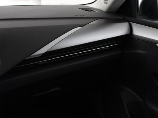 Opel Astra 1.6 Hybrid Business Edition | SOH 96% | Adaptive cruise | Navigatie | Camera | Full LED | Stuurve... ActivLease financial lease