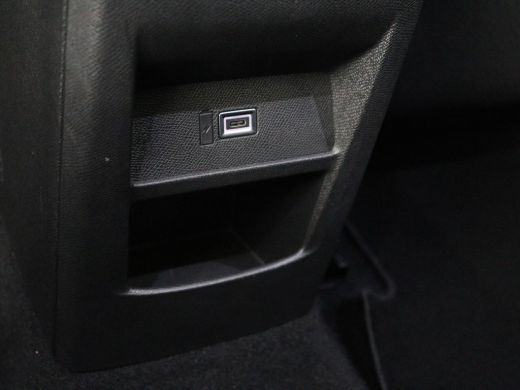 Opel Astra 1.6 Hybrid Business Edition | SOH 96% | Adaptive cruise | Navigatie | Camera | Full LED | Stuurve... ActivLease financial lease