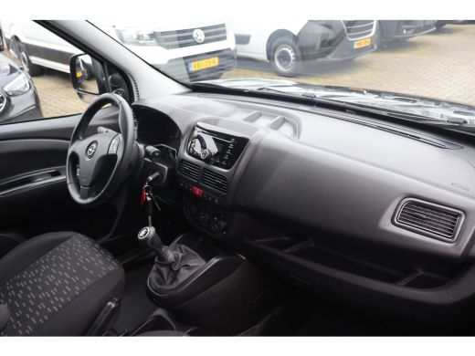 Opel Combo 1.3 CDTi L2 H1 Sport ActivLease financial lease