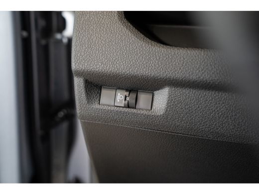 Opel Vivaro 2.0 CDTI L2H1 180PK Automaat | Camera | Navigatie | Parkeersensoren | Apple Carplay & Android Aut... ActivLease financial lease