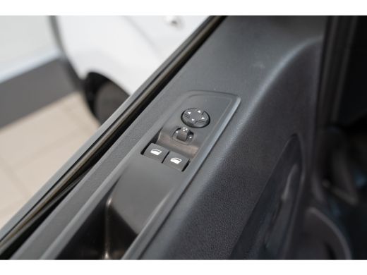 Opel Vivaro 2.0 CDTI L2H1 Edition | Navigatie | Parkeersensoren | Dodehoekbewaking | Laadruimtepakket | Apple... ActivLease financial lease