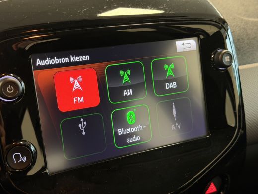 Peugeot 108 1.0 e-VTi Allure | Centrale deurvergrendeling met afstandsbediening | DAB ontvanger | Elektrische... ActivLease financial lease