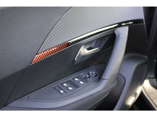 Peugeot 2008 1.2 PureTech Active | Navi by app | Bluetooth | All season | Parkeersensoren | 1e Eigenaar | 91.0... ActivLease financial lease