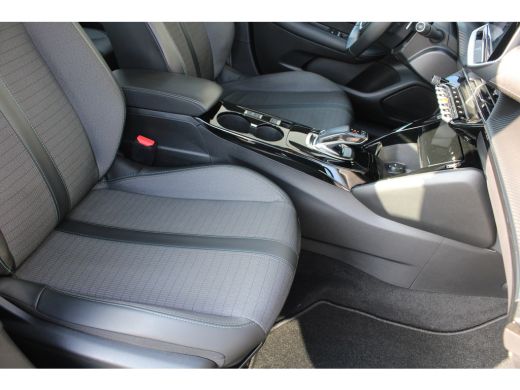 Peugeot 208 1.2 PureTech Allure | Automaat | Navigatie | Camera | 3D Instrumentenpaneel | Apple carplay | 56... ActivLease financial lease