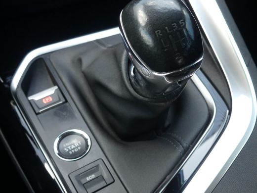 Peugeot 3008 1.2 PureTech 130PK Active Pack | CAMERA | APPLE CARPLAY / ANDRIOD AUTO | PARKEERSENSOREN V+A | LM... ActivLease financial lease