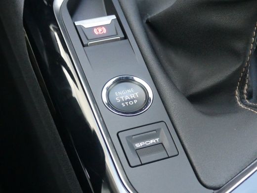 Peugeot 3008 1.2 PureTech 130PK GT | ADAPTIVE CRUISE | DODEHOEKDETECTIE | 360 CAMERA | ELEKTRISCHE ACHTERKLEP ... ActivLease financial lease