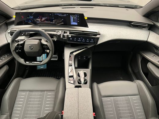 Peugeot 3008 1.6 plug-in Hybrid 195 GT Direct Beschikbaar! | Navigatie | Climate | Apple Carplay/Android | 360... ActivLease financial lease