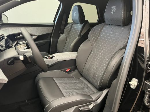 Peugeot 3008 1.6 plug-in Hybrid 195 GT Direct Beschikbaar! | Navigatie | Climate | Apple Carplay/Android | 360... ActivLease financial lease