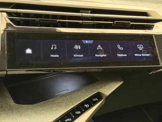 Peugeot 5008 1.2 Hybrid GT 8 Jaar Garantie! | 7 Zits | Navigatie | Stoelverwarming | Apple Carplay/Android Aut... ActivLease financial lease