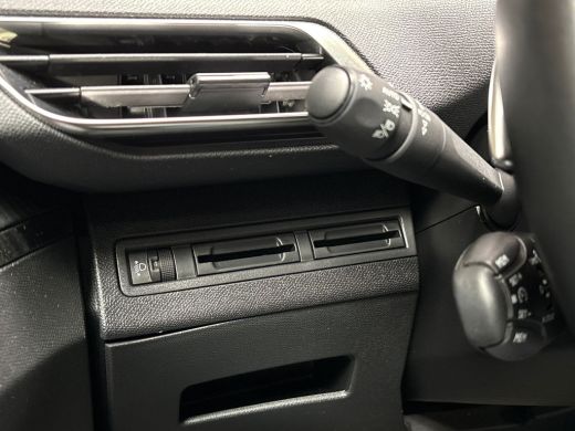 Peugeot 5008 1.2 PureTech Sport 7 Persoons Automaat (APPLE CARPLAY, GROOT NAVI, 360 CAMERA, TREKHAAK, SPORTSTO... ActivLease financial lease