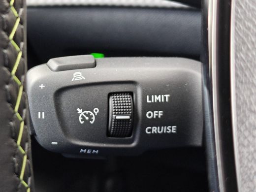 Peugeot e-208 GT | Adaptieve cruise control met Stop&Go functie | Elektrische parkeerrem | Elektrische parkeerrem ActivLease financial lease