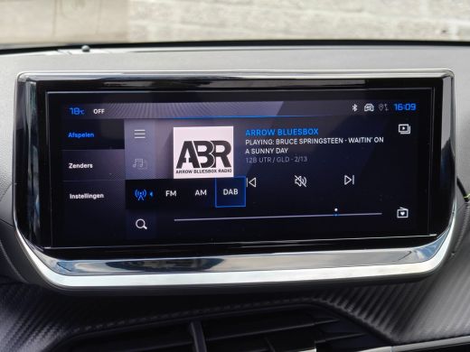 Peugeot e-208 GT | Adaptieve cruise control met Stop&Go functie | Elektrische parkeerrem | Elektrische parkeerrem ActivLease financial lease