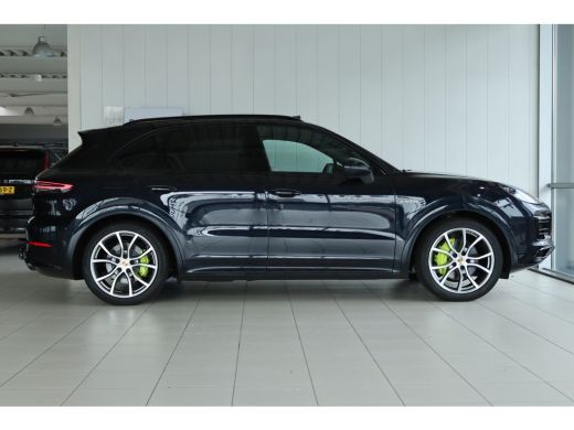 Porsche Cayenne 3.0 E-Hybrid | SportDesign | Sportchrono | Nightvision | Stoelventilatie | Massage | HUD | Bose |... ActivLease financial lease