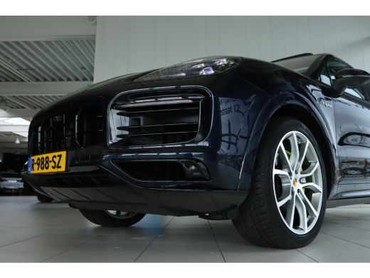 Porsche Cayenne 3.0 E-Hybrid | SportDesign | Sportchrono | Nightvision | Stoelventilatie | Massage | HUD | Bose |... ActivLease financial lease