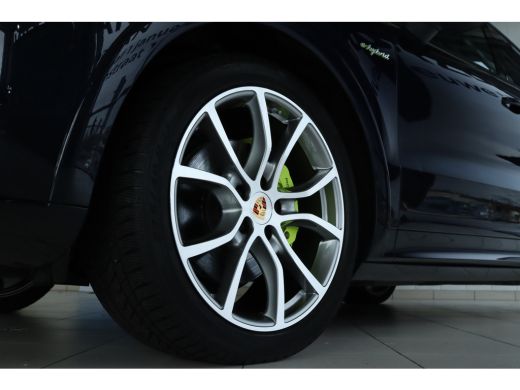 Porsche Cayenne 3.0 E-Hybrid | SportDesign | Sportchrono | Nightvision | Stoelventilatie | Massage | HUD | Bose |... ActivLease financial lease