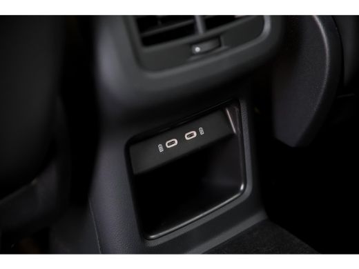 Seat Ateca FR Business Intense | Achteruitrijcamera | Airconditioning automatisch met 2-zone-temperatuurrege... ActivLease financial lease
