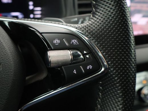 Skoda Karoq 1.5 TSI ACT 150 PK DSG SPORTLINE + CANTON AUDIO | STEEL GREY | CAMERA | 19 INCH | VIRTUAL | SFEER ActivLease financial lease