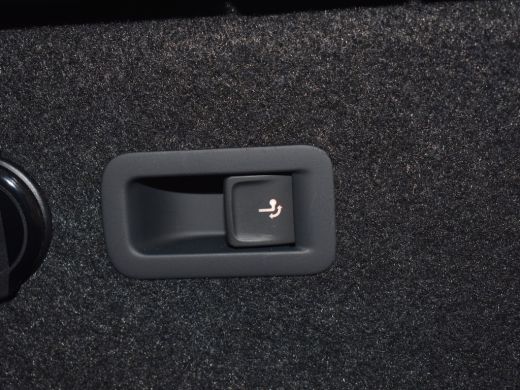 Skoda Kodiaq Edition PHEV Pano Trekhaak | LED achterlichten | LED interieurverlichting inclusief sfeerverlicht... ActivLease financial lease