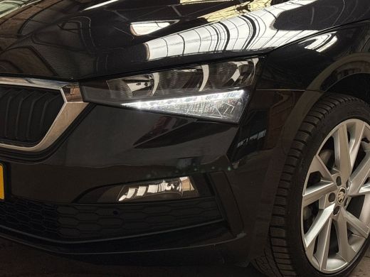 Skoda Scala 1.0 TSI Sport (APPLE CARPLAY, KUIPSTOELEN, CLIMATE, STOELVERWARMING, SPORTSTOELEN, GETINT GLAS, P... ActivLease financial lease