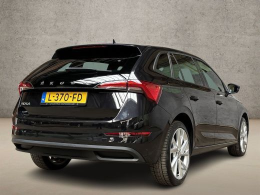 Skoda Scala 1.0 TSI Sport (APPLE CARPLAY, KUIPSTOELEN, CLIMATE, STOELVERWARMING, SPORTSTOELEN, GETINT GLAS, P... ActivLease financial lease