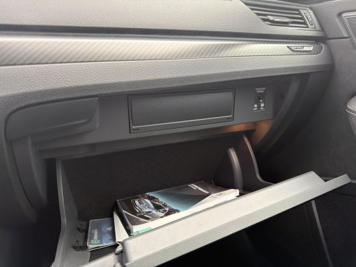 Skoda Superb 1.5 TSI ACT Sportline Business Trekhaak ActivLease financial lease