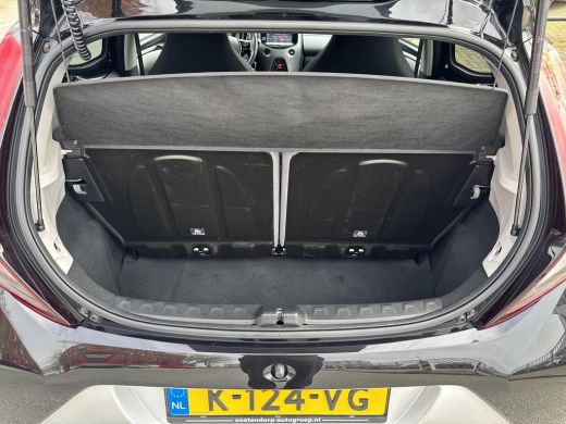 Toyota Aygo 1.0 VVT-i x-joy | 06-10141018 Voor meer informatie ActivLease financial lease