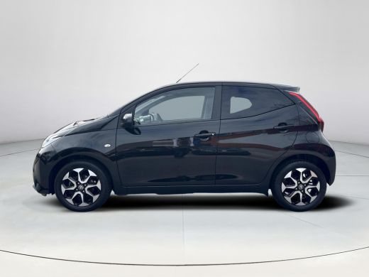 Toyota Aygo 1.0 VVT-i x-joy | 06-10141018 Voor meer informatie ActivLease financial lease