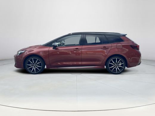 Toyota Corolla Touring Sports Hybrid 200 GR Sport | 06-10141018 Voor meer informatie ActivLease financial lease
