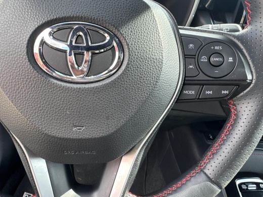 Toyota Corolla Touring Sports Hybrid 200 GR Sport | 06-10141018 Voor meer informatie ActivLease financial lease