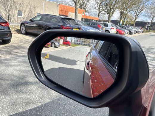 Toyota Corolla Touring Sports Hybrid 200 GR Sport | 06-10141018 Voor meer informatie ActivLease financial lease