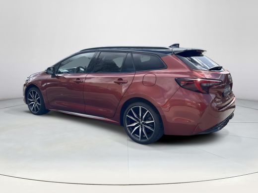 Toyota Corolla Touring Sports Hybrid 200 GR Sport | 06-10141018 Voor meer informatie ActivLease financial lease