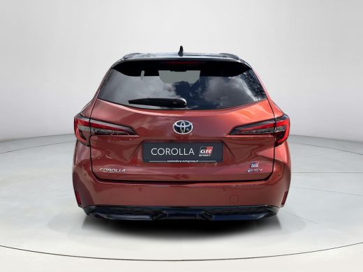 Toyota Corolla Touring Sports Hybrid 200 GR Sport | 06-10141018 Voor meer informatie ActivLease financial lease