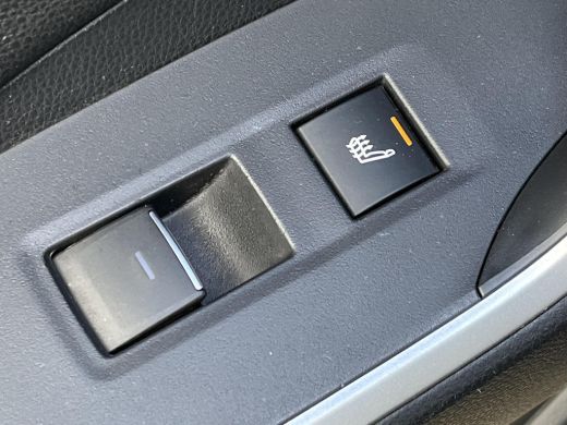 Toyota RAV4 2.5 Plug-in Hybrid AWD Style | Navigatie | Carplay | Verwarmbare achterbank | Parkeersensoren | ActivLease financial lease