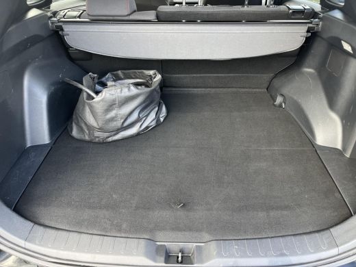 Toyota RAV4 2.5 Plug-in Hybrid AWD Style | Navigatie | Carplay | Verwarmbare achterbank | Parkeersensoren | ActivLease financial lease