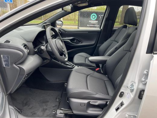 Toyota Yaris 1.5 Hybrid 130 Executive ActivLease financial lease