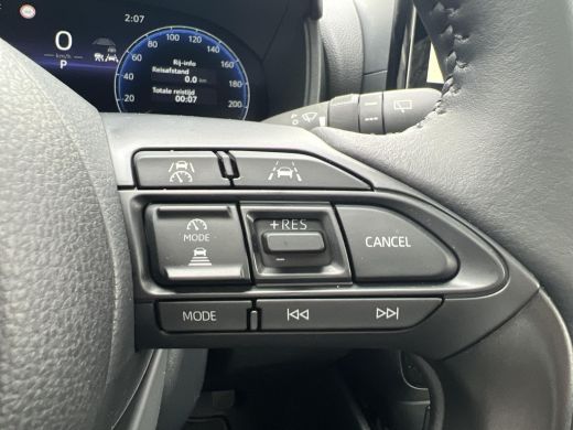 Toyota Yaris 1.5 Hybrid 130 Executive ActivLease financial lease