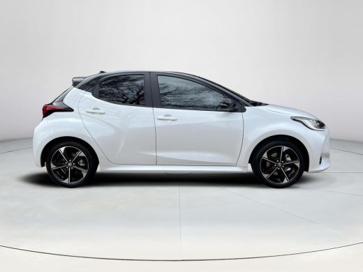 Toyota Yaris 1.5 Hybrid 130 Executive ActivLease financial lease