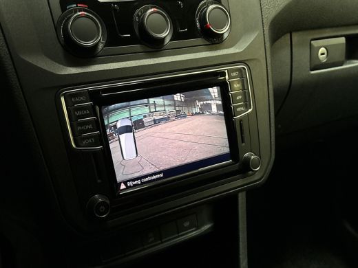 Volkswagen Caddy 2.0 TDI L1H1 BMT Sport Automaat (APPLE CARPLAY, NAVIGATIE, CAMERA, LM VELGEN, CRUISE, TREKHAAK, P... ActivLease financial lease