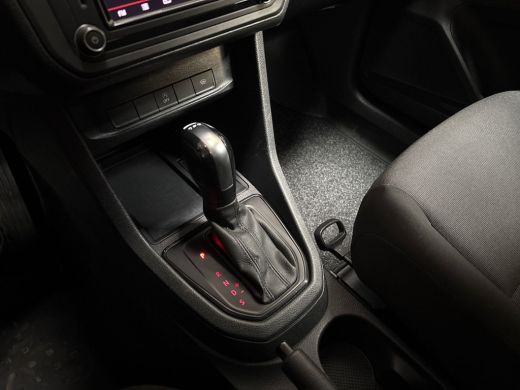 Volkswagen Caddy 2.0 TDI L1H1 BMT Sport Automaat (APPLE CARPLAY, NAVIGATIE, CAMERA, LM VELGEN, CRUISE, TREKHAAK, P... ActivLease financial lease