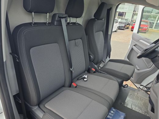 Volkswagen e-Transporter 32 L1H1 64 kWh | 100Kw | Clima | PDC Voor en achter | Warmte pomp | 3 Zits | ACC | ActivLease financial lease