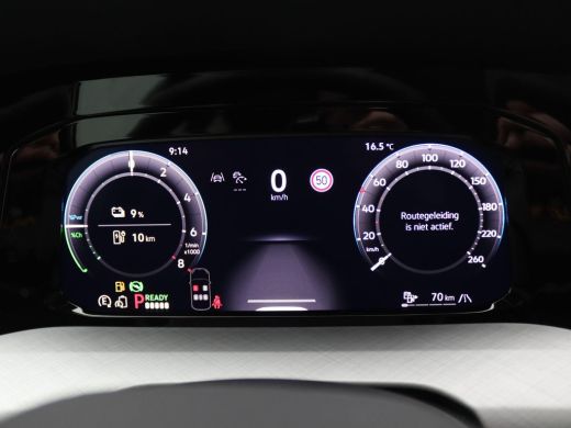 Volkswagen Golf 1.5 eHybrid Life Edition 204PK DSG Trekhaak, Memorystoel, Ergo Active Stoelen, 17" LM Velgen, Key... ActivLease financial lease