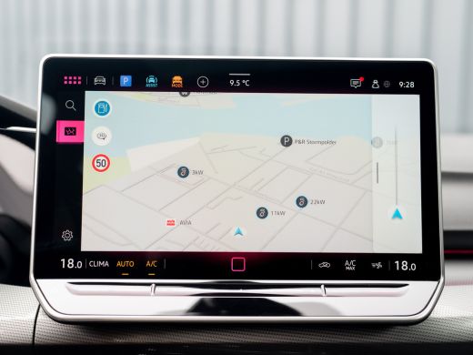 Volkswagen Golf 1.5 eTSI 50 Edition | Panodak | Trekhaak wegkl. | Stoelgeheugen | Head Up | IQ Light | Prijs Rijk... ActivLease financial lease